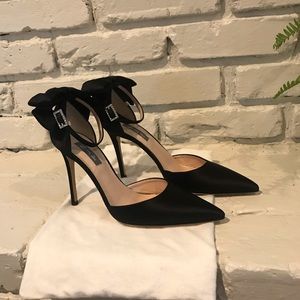 SJP Black bow tie Heels (Sarah Jessica Parker)